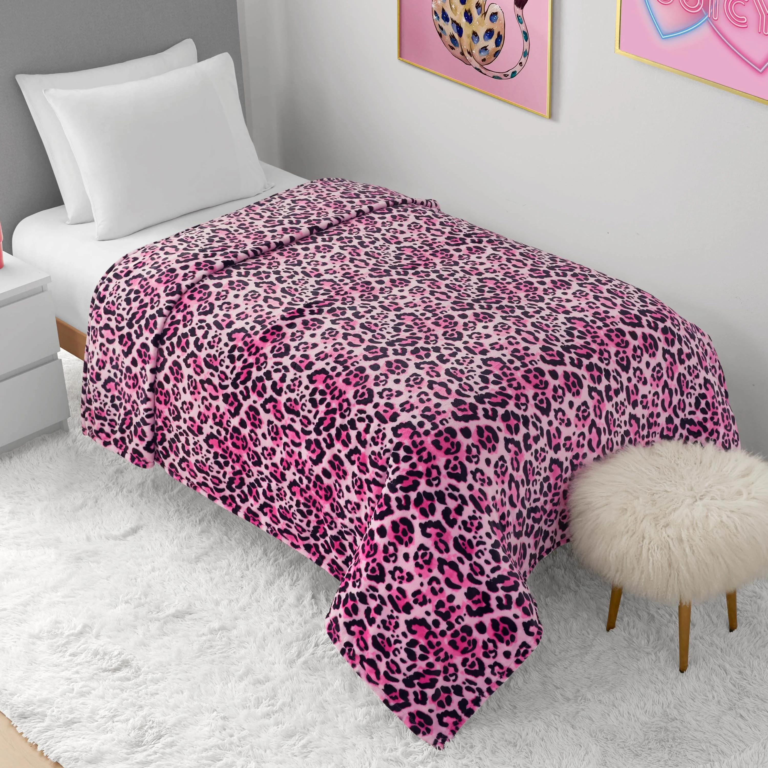 Plush Oversized Throw Blanket, 60" x 90" - Image 5
